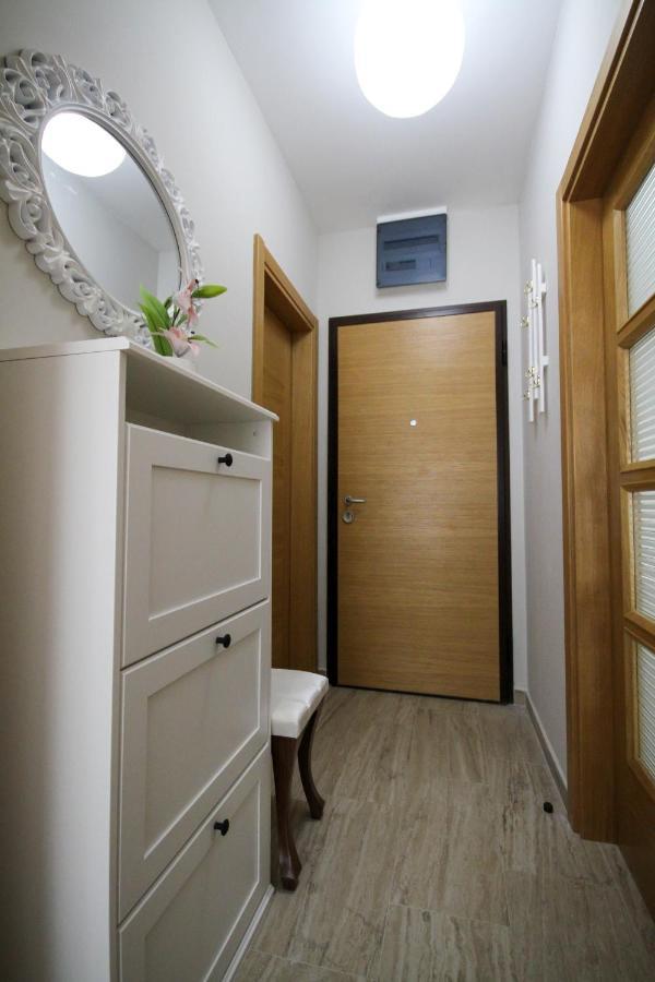 Laki Apartment Tivat Ngoại thất bức ảnh