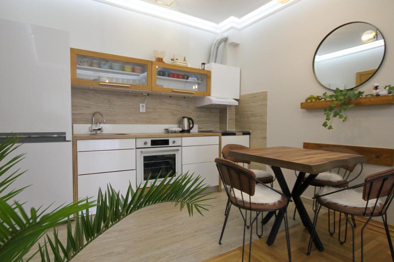 Laki Apartment Tivat Ngoại thất bức ảnh