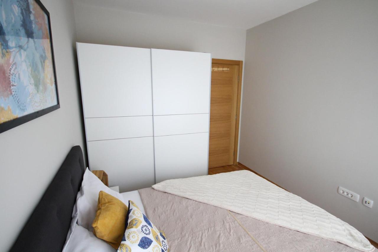 Laki Apartment Tivat Ngoại thất bức ảnh